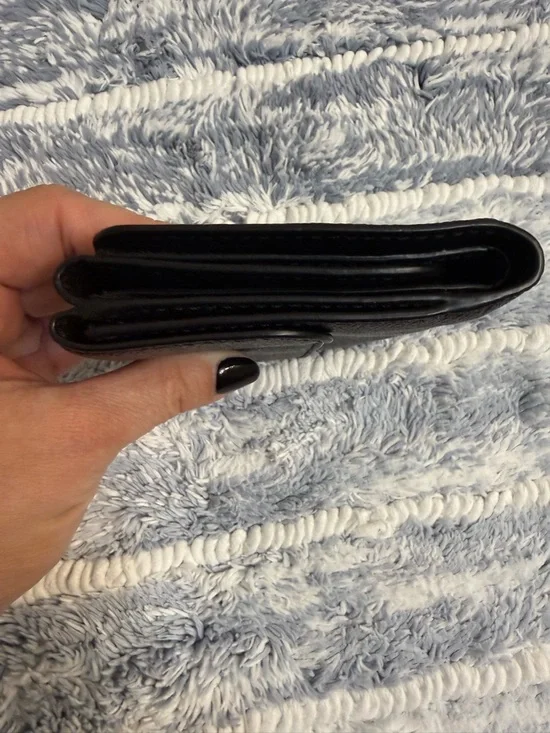 COACH Black Leather Compact Fold Card Holder with Gold Logo - Picture 5 of 7